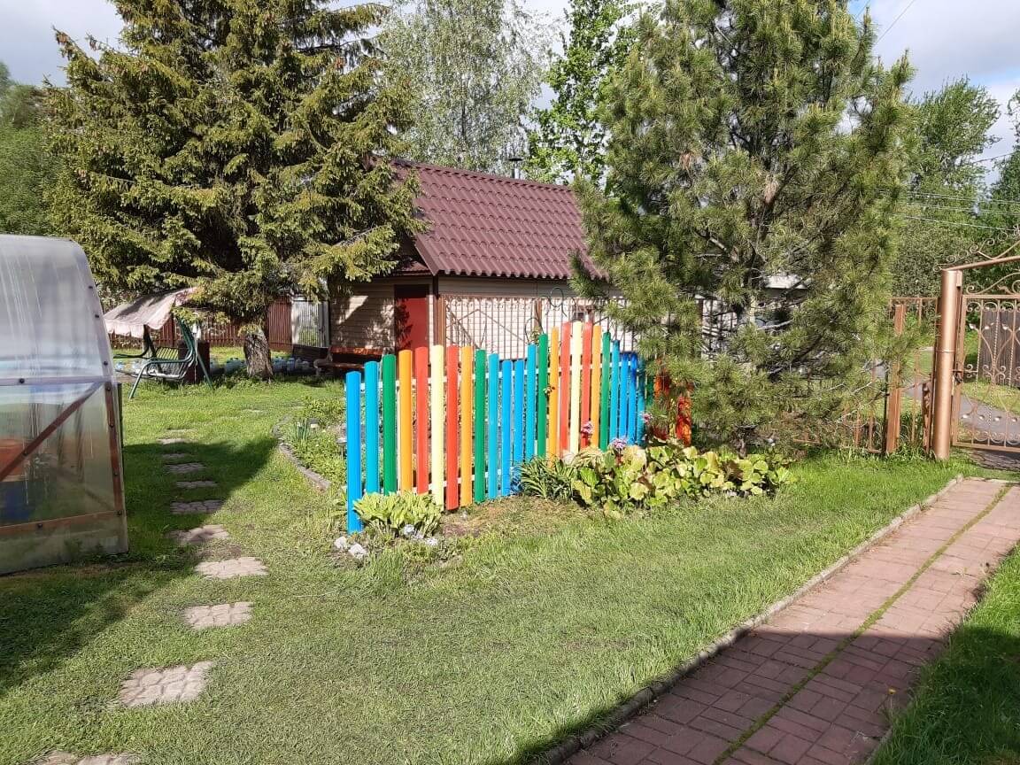 забор из разноцветного штакетника односторонний фото2 в Астане