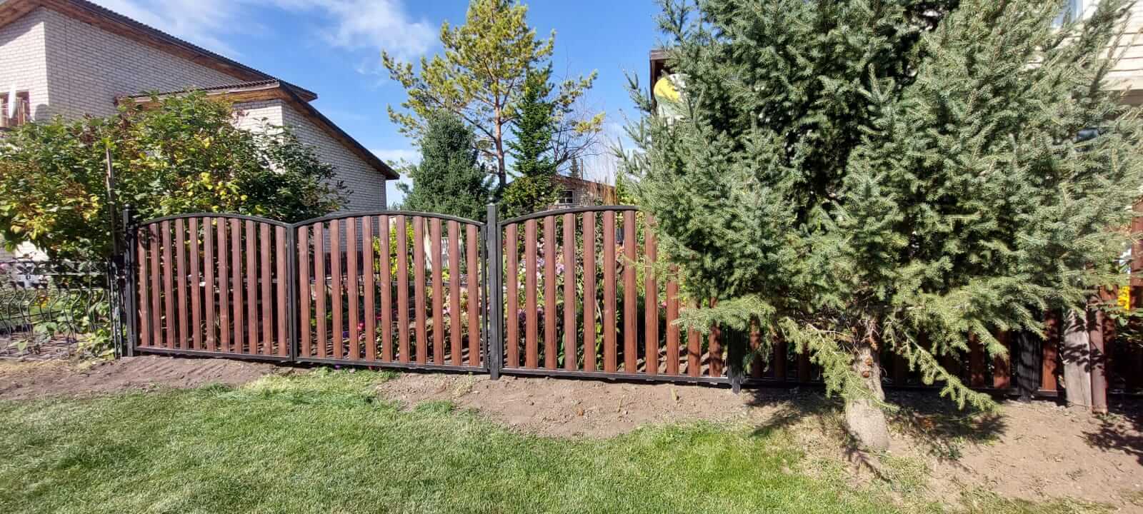 забор из штакетника каштан красный фото4 в Астане