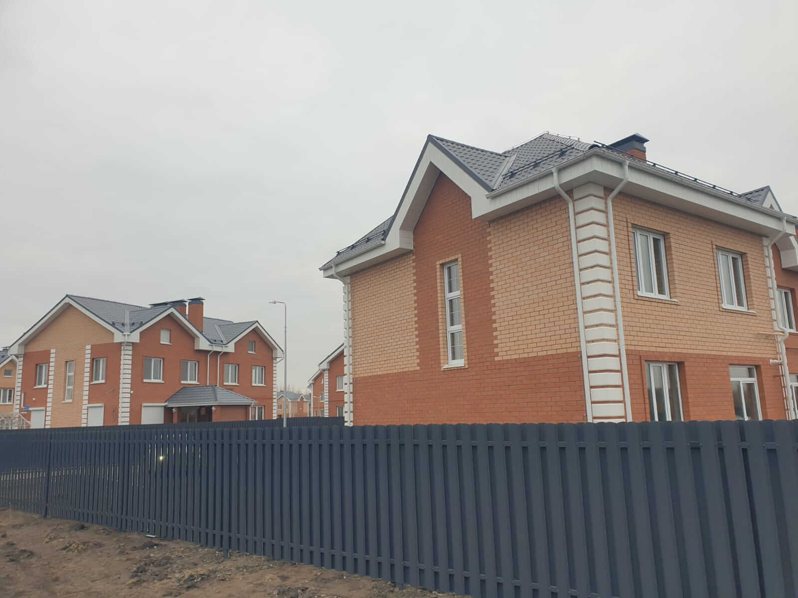 Забор из штакетника 230м Серый Графит фото1 в Астане