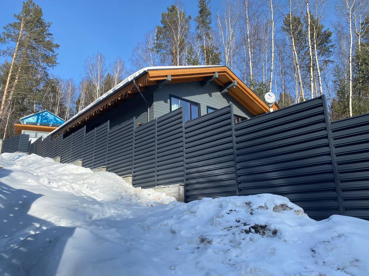 забор из штакетника 130м ral7024/7024 серый графит фото6 в Астане