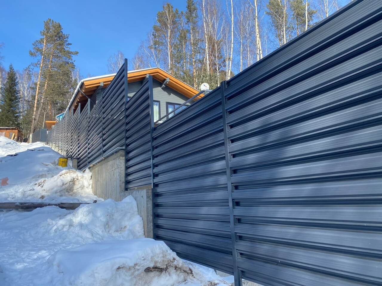 забор из штакетника 130м ral7024/7024 серый графит фото5 в Астане