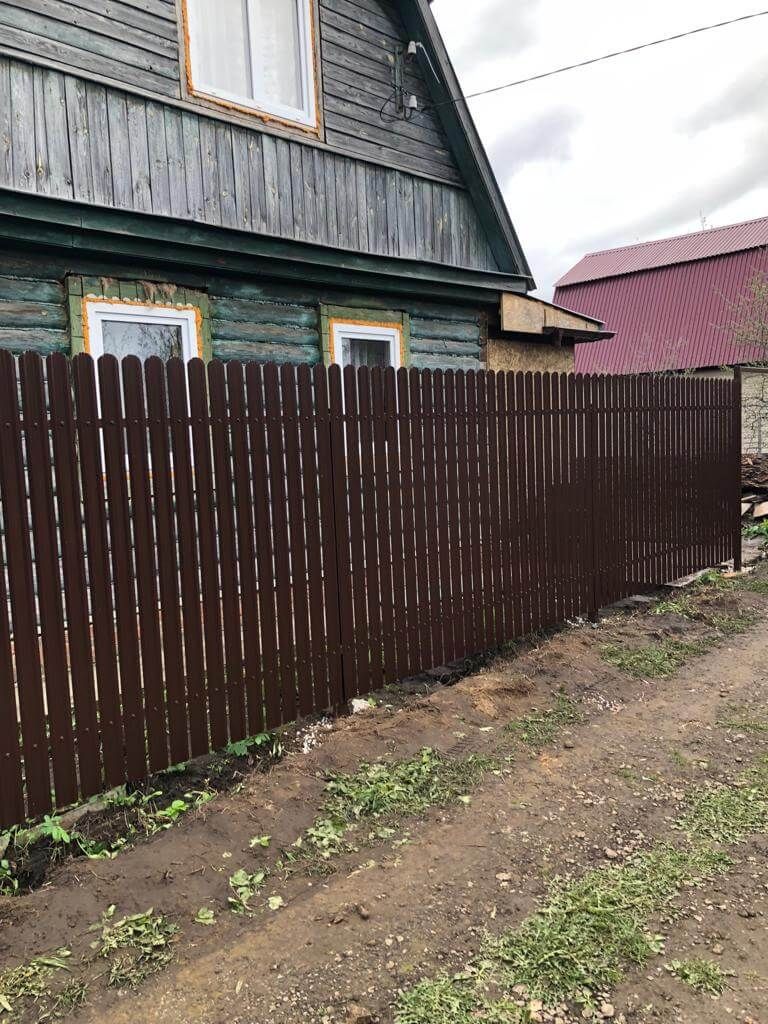 Забор из штакетника ЭКО-М 22м RAL8017/8017 Шоколад двусторонний в Астане