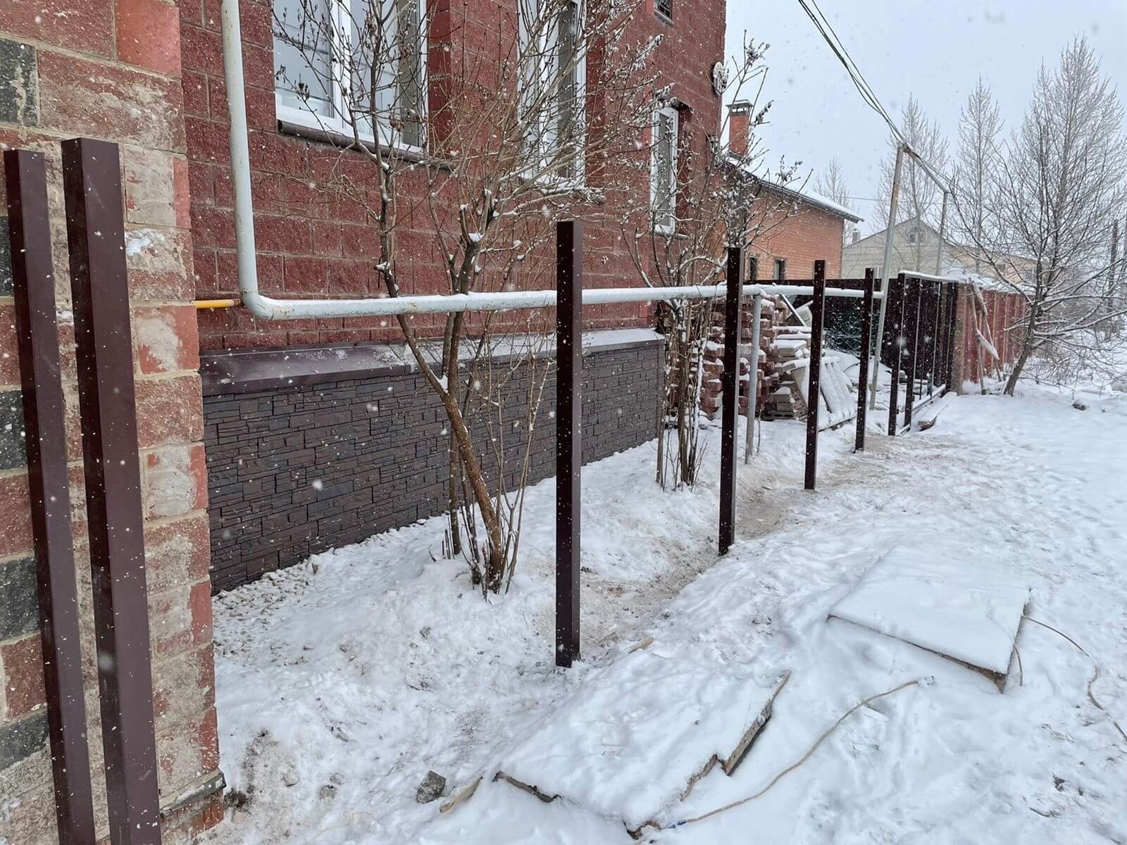Забор из ламелей еврожалюзи 38м RAL8017/8017 Шоколад двусторонний фото 2 в Астане