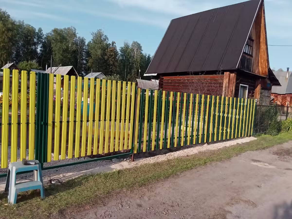 Забор из евроштакетника 13м RAL1018 Желтый фото 3 в Астане