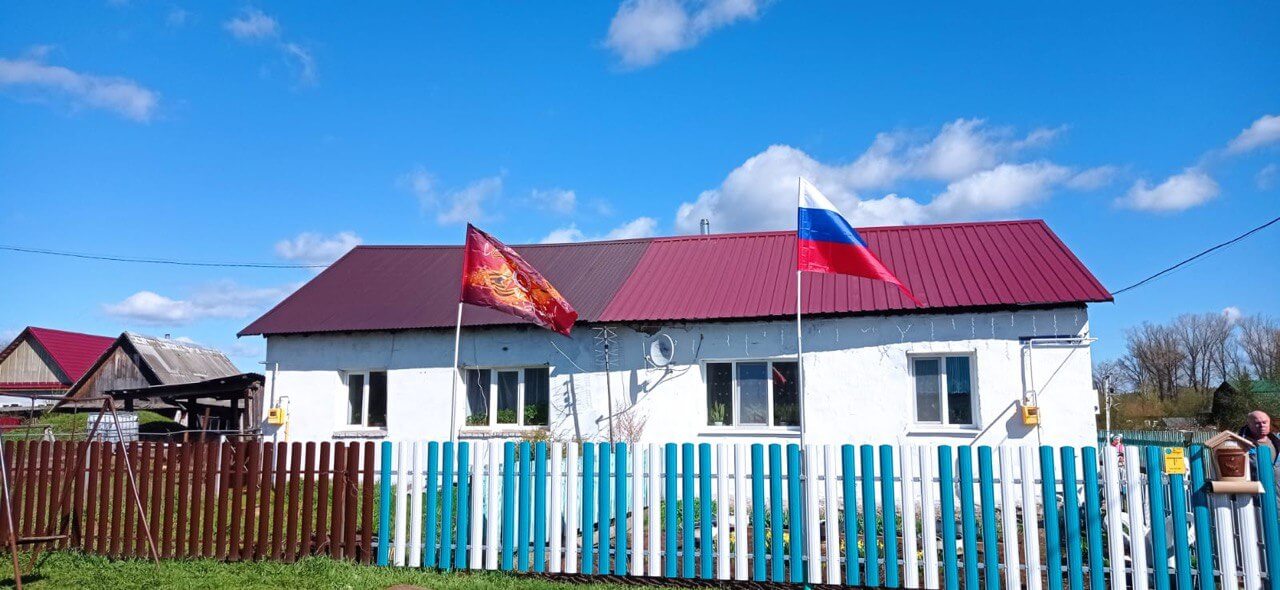 Забор из евроштакетника 16м RAL5021 Морская Волна, RAL9003 Белый в Астане