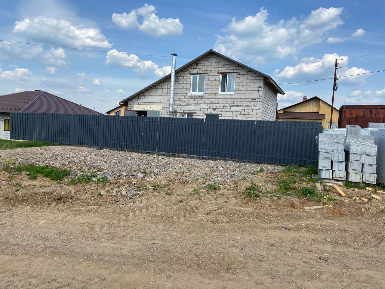 Забор из евроштакетника 16м RAL7024 Серый Графит фото 6 в Астане