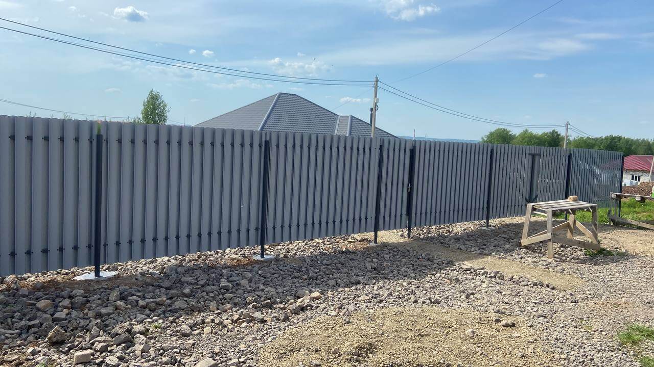 Забор из евроштакетника 16м RAL7024 Серый Графит фото 2 в Астане
