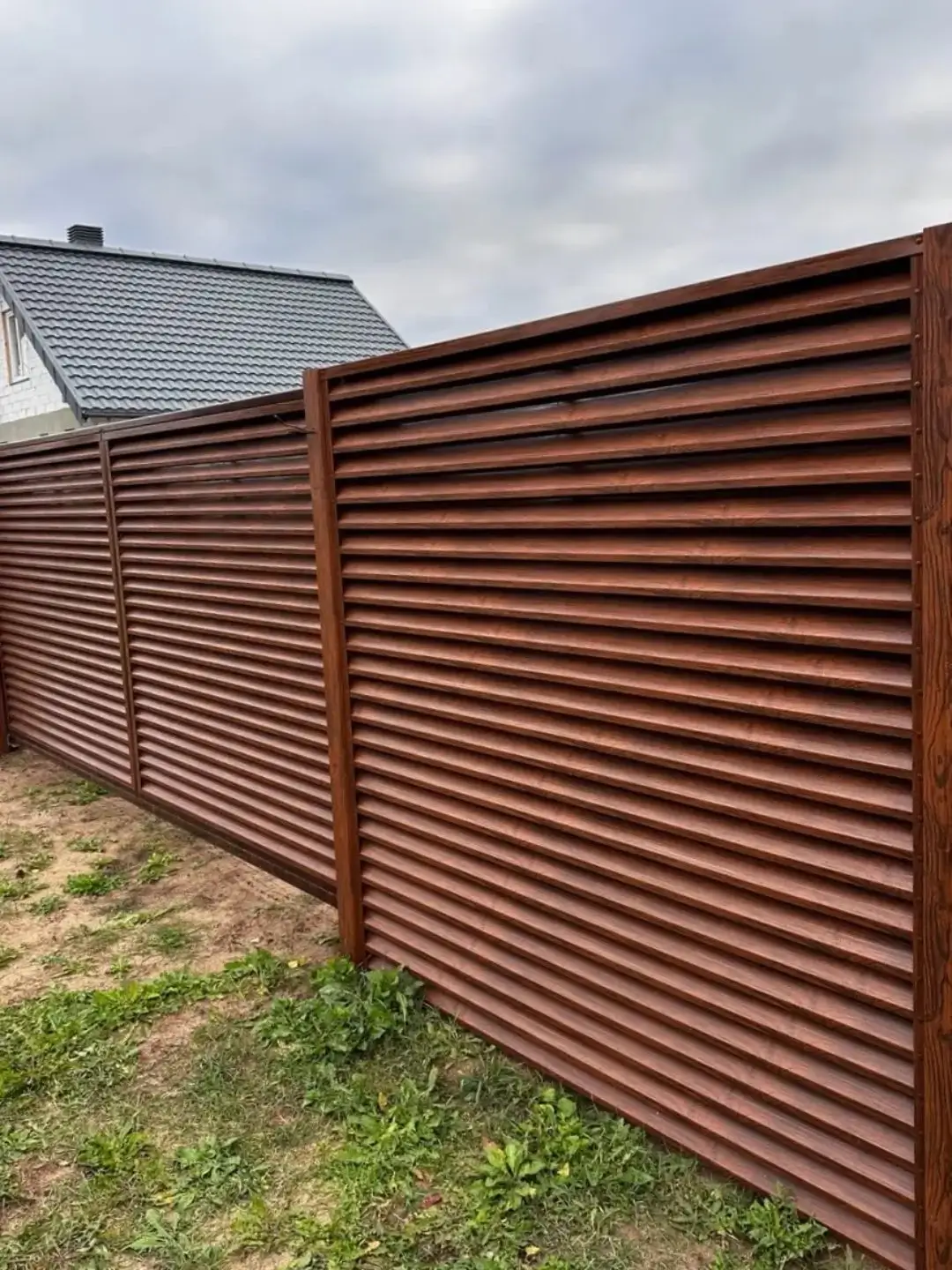 Забор-жалюзи из ламелей ЭКО-Z 58м Темный Дуб 3D Принтек фото 1 в Астане