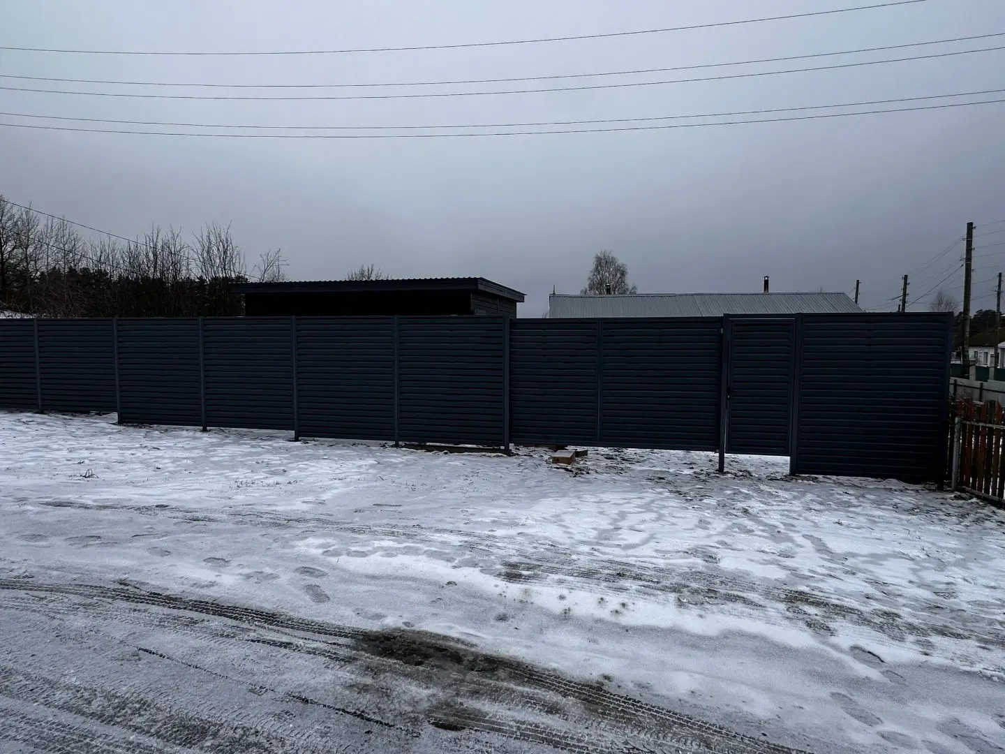 Забор-жалюзи из ламелей Хай-Тек 20м RAL7024/7024 Серый Графит двусторонний МАТТЕ фото 1 в Астане