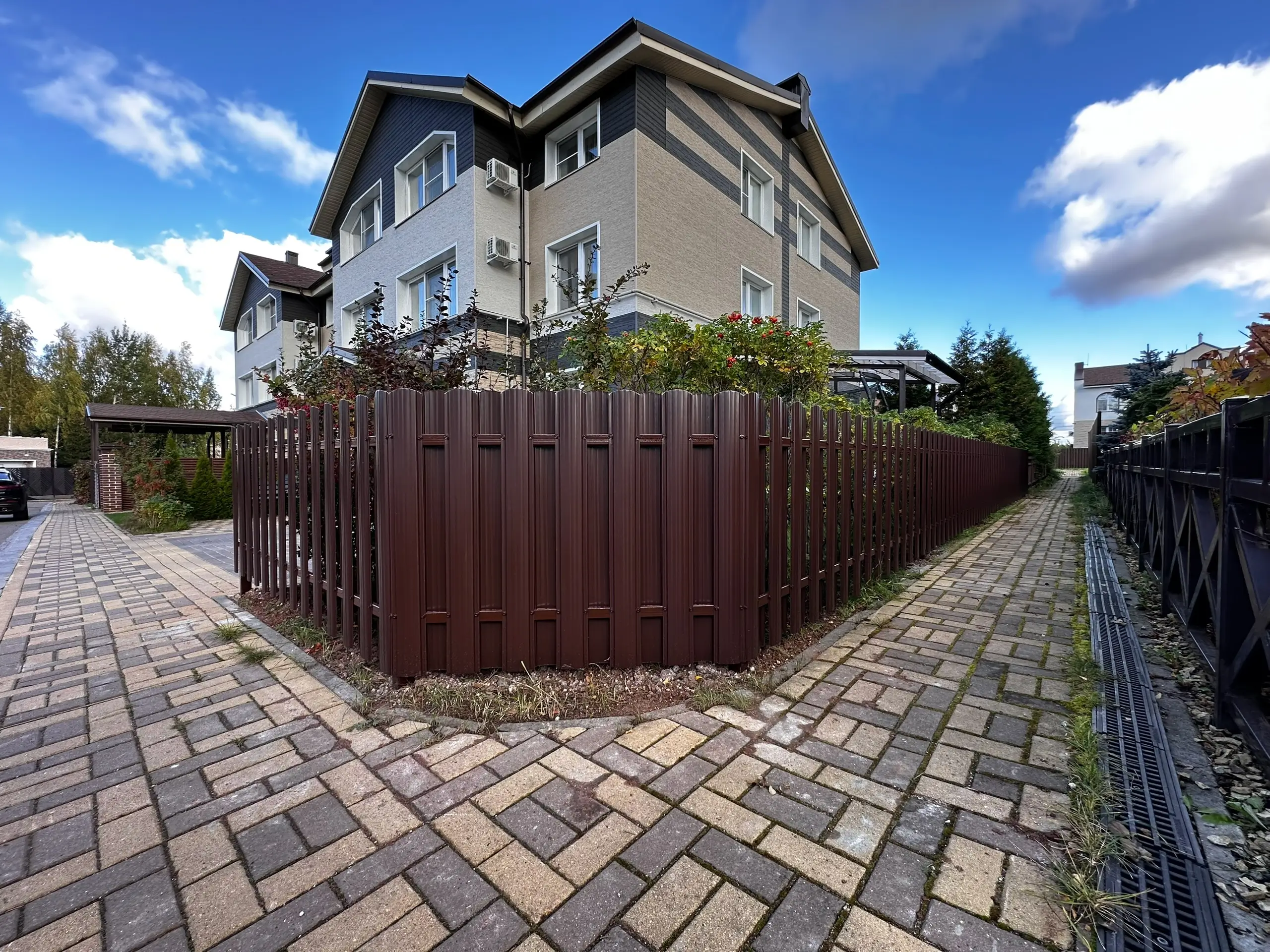Заборчик из евроштакетника 18м RAL8017/8017 Шоколад двусторонний фото 1 в Астане
