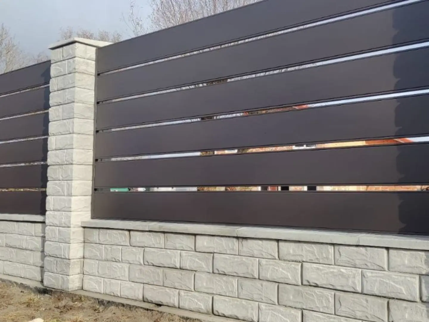 Забор-ранчо из металлопланкена 32м RAL8019 Темный Шоколад МАТТЕ фото 3 в Астане